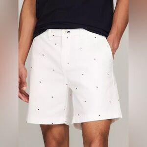 Tommy Hilfiger Men’s Embroidered Logo Shorts White Size 34